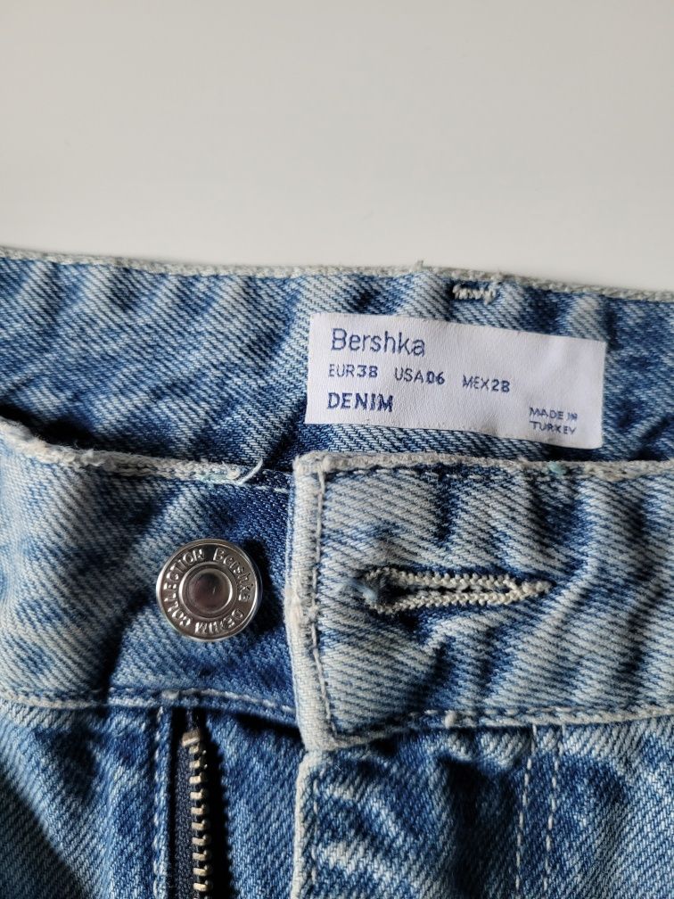 Jeansy mom fit Berska 38