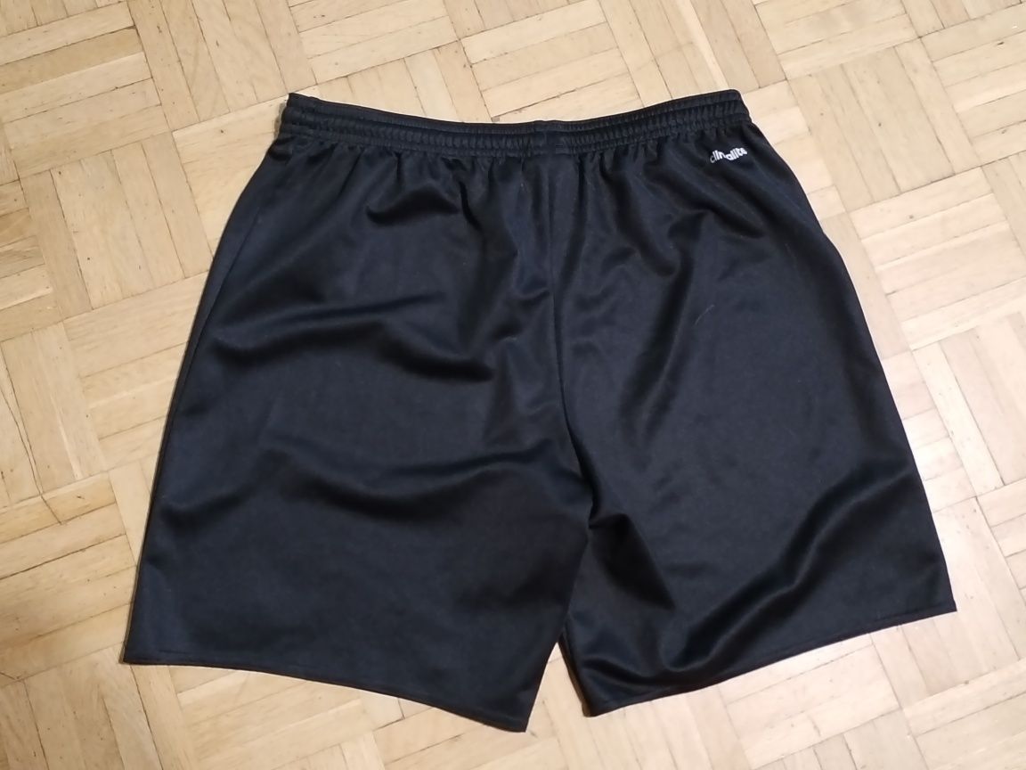 Krótkie spodenki Adidas