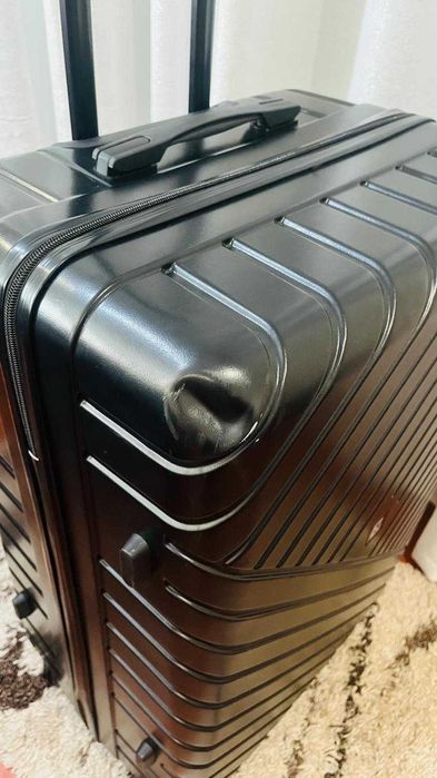 Mala Grande 32 kg ABS 4 Rodas removíveis