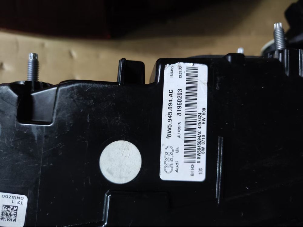 Фари фары фара  стопы стоп Audi A4 B9 2019-2023 FULL LED  EU
