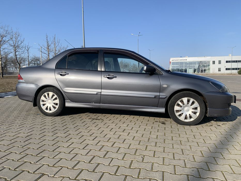 Продам ланцер 9 2007р 1.6