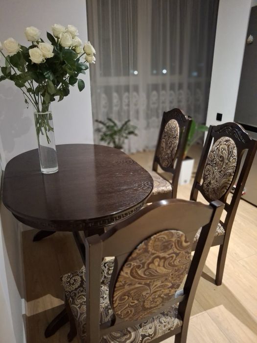 Стіл кухонний деревʼяний