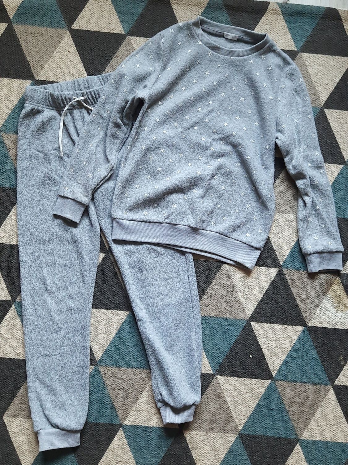 Dres w gwiazdki Pepco r. 128