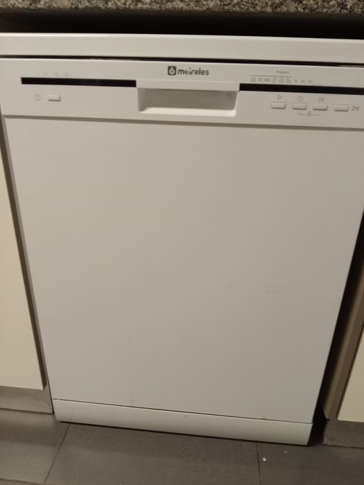 Máquina lavar loiça Marca Meireles