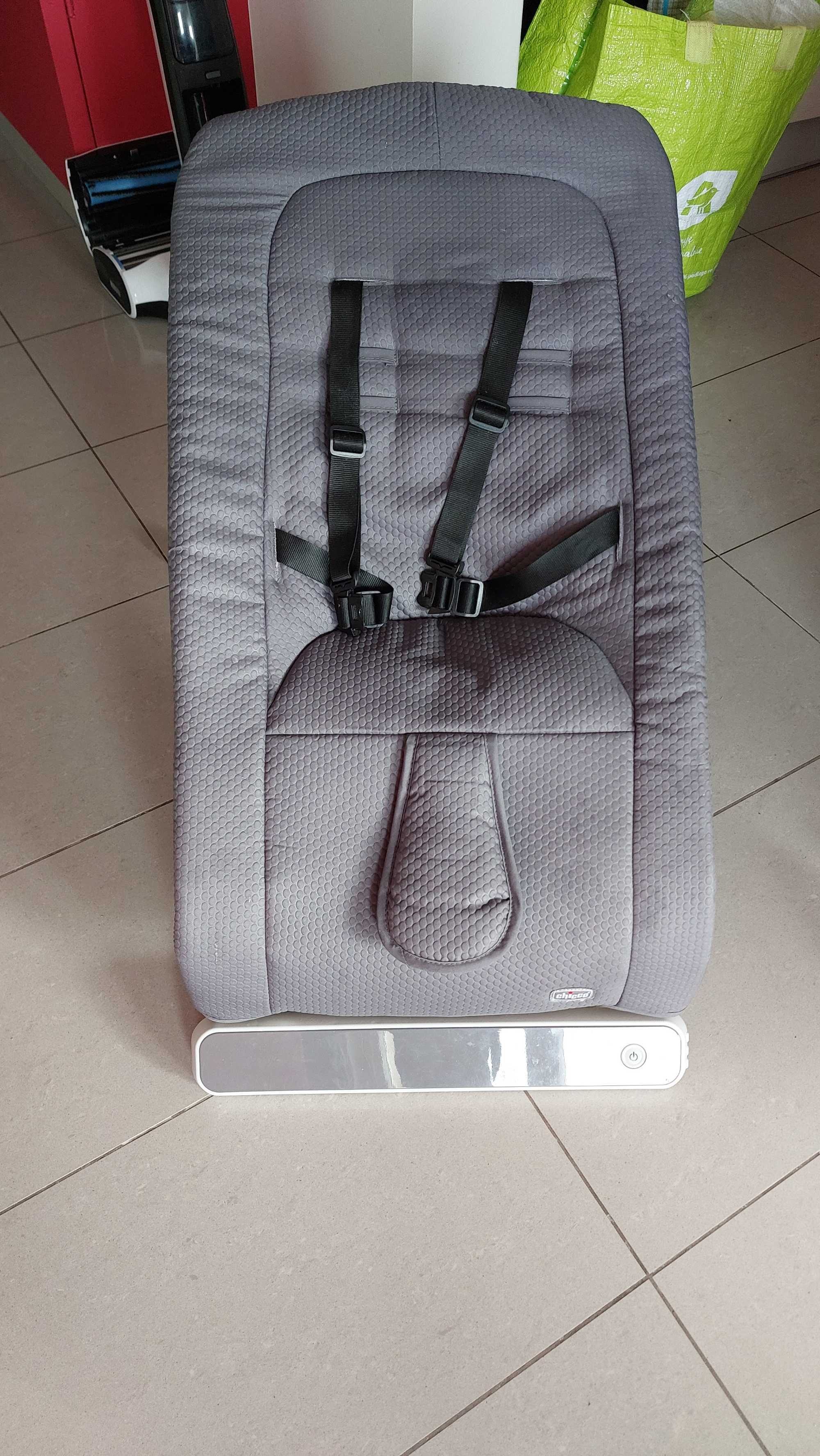 Leżaczek Chicco Rythm'n'sound (kolor ash-grey)