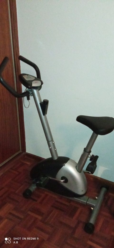 Bicicleta de manutenção