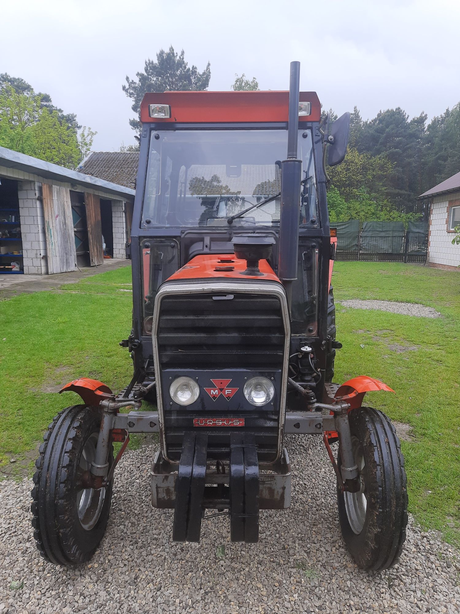 Sprzedam Ciągnik MF255