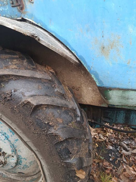 Продам трактор мтз