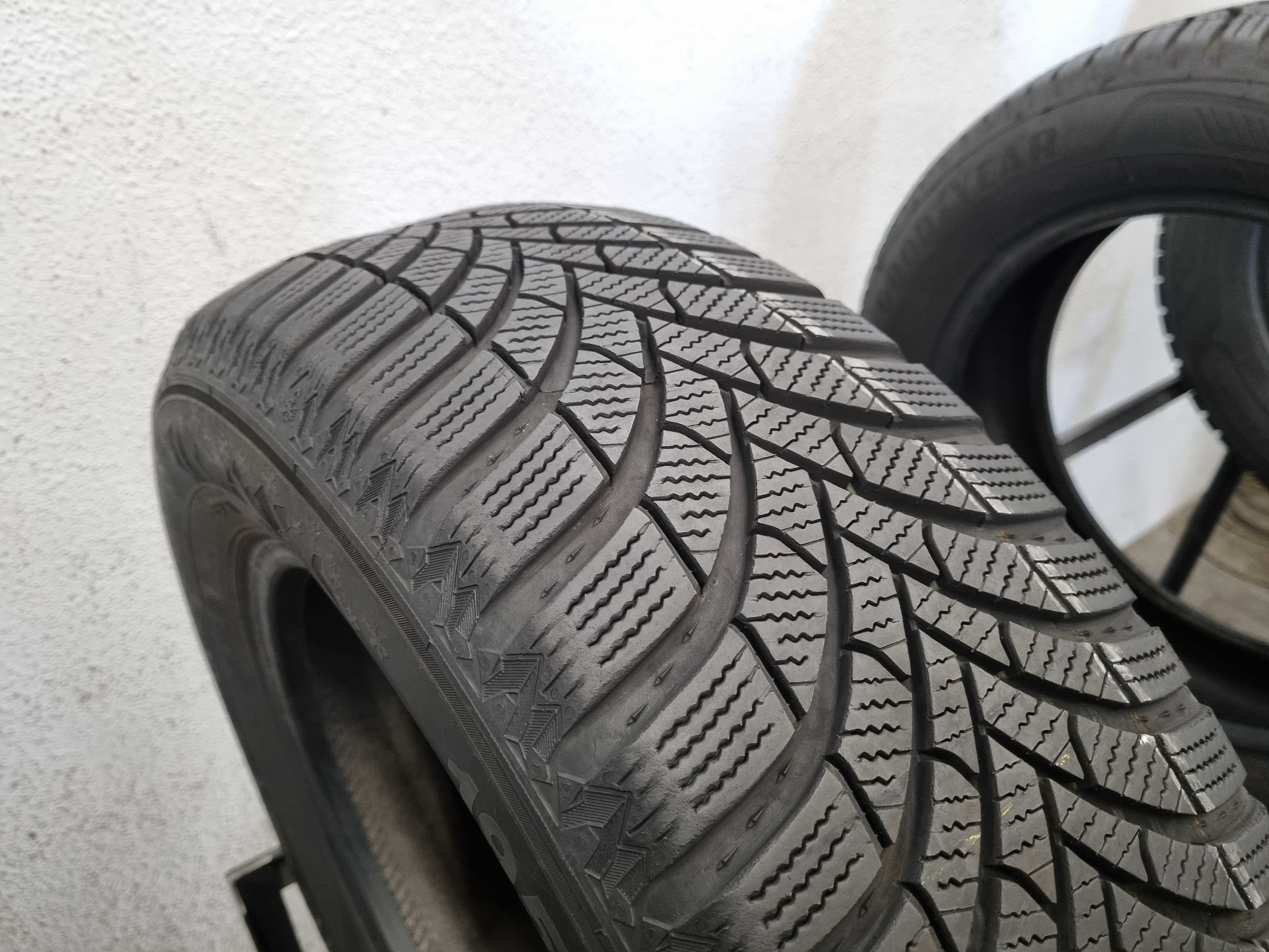 195/65/15 95T XL Semperit Speed-Grip 5 D.3021