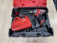 Milwaukee M12 FPD / ударний шуруповерт Мілвокі