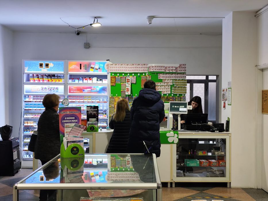 Venda de Tabacaria com Jogos Santa Casa em Ermesinde