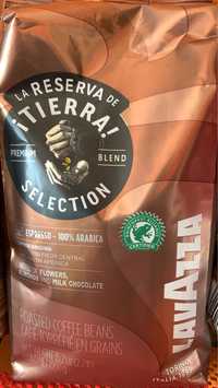 Кофе зерновой Lavazza Tierra Selection