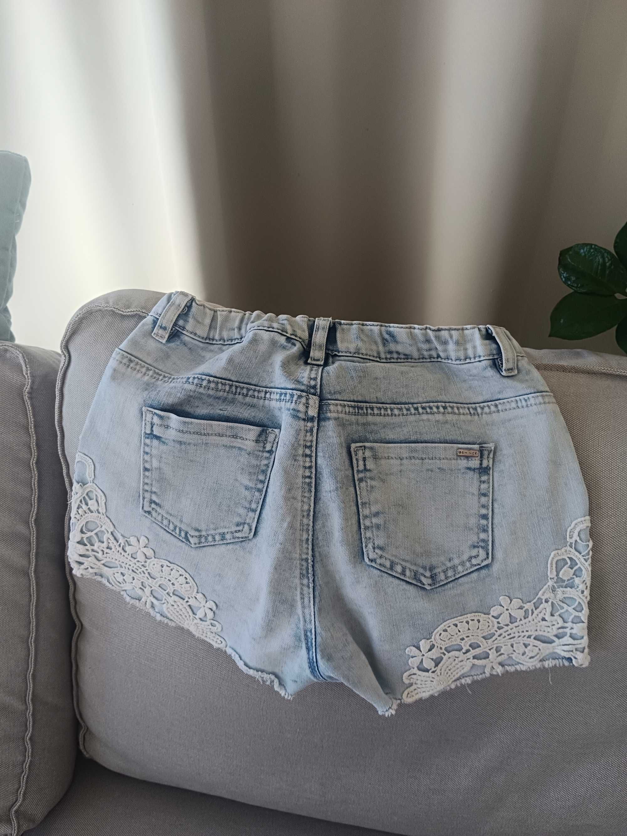 Krótkie spodenki jeans denim koronka 158