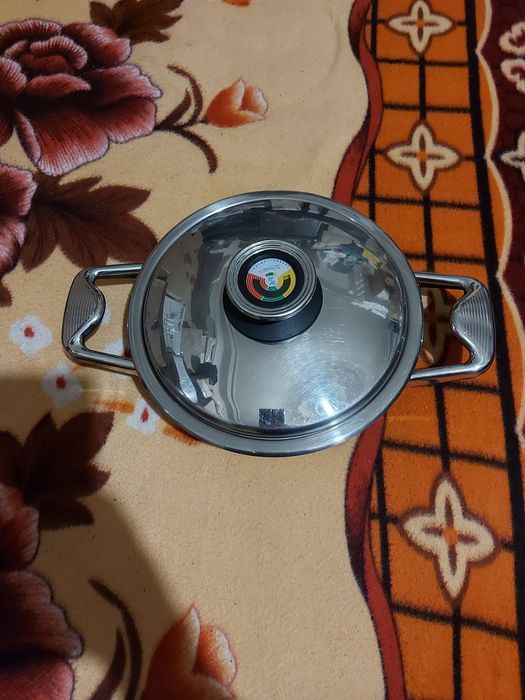 Сковорода от Zepter диаметр 20 см объём 1,5 литра