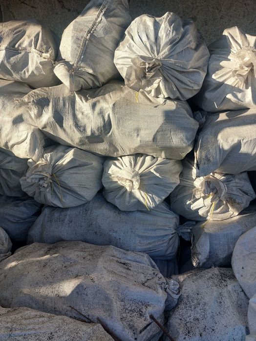 Паливні брикети з торфу,торфобрикет, та з лушпиння соняшника фасовані