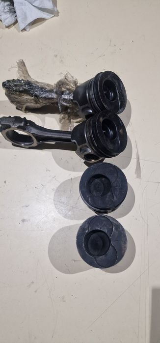 Pistões pd arl 150 (originais)