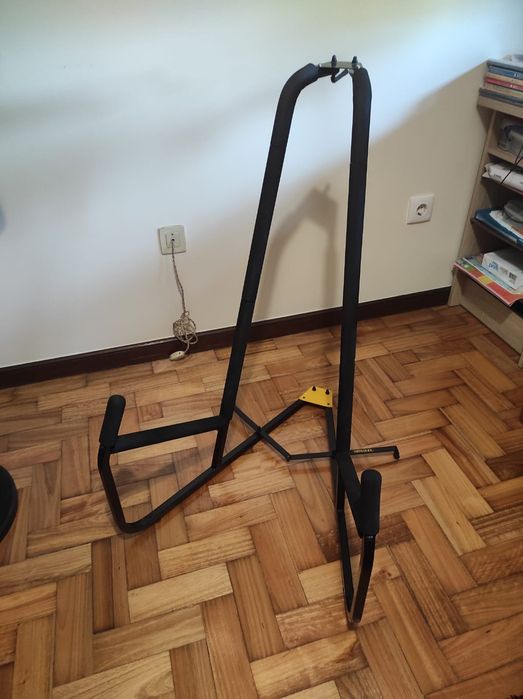 Suporte para instrumento(contrabaixo)