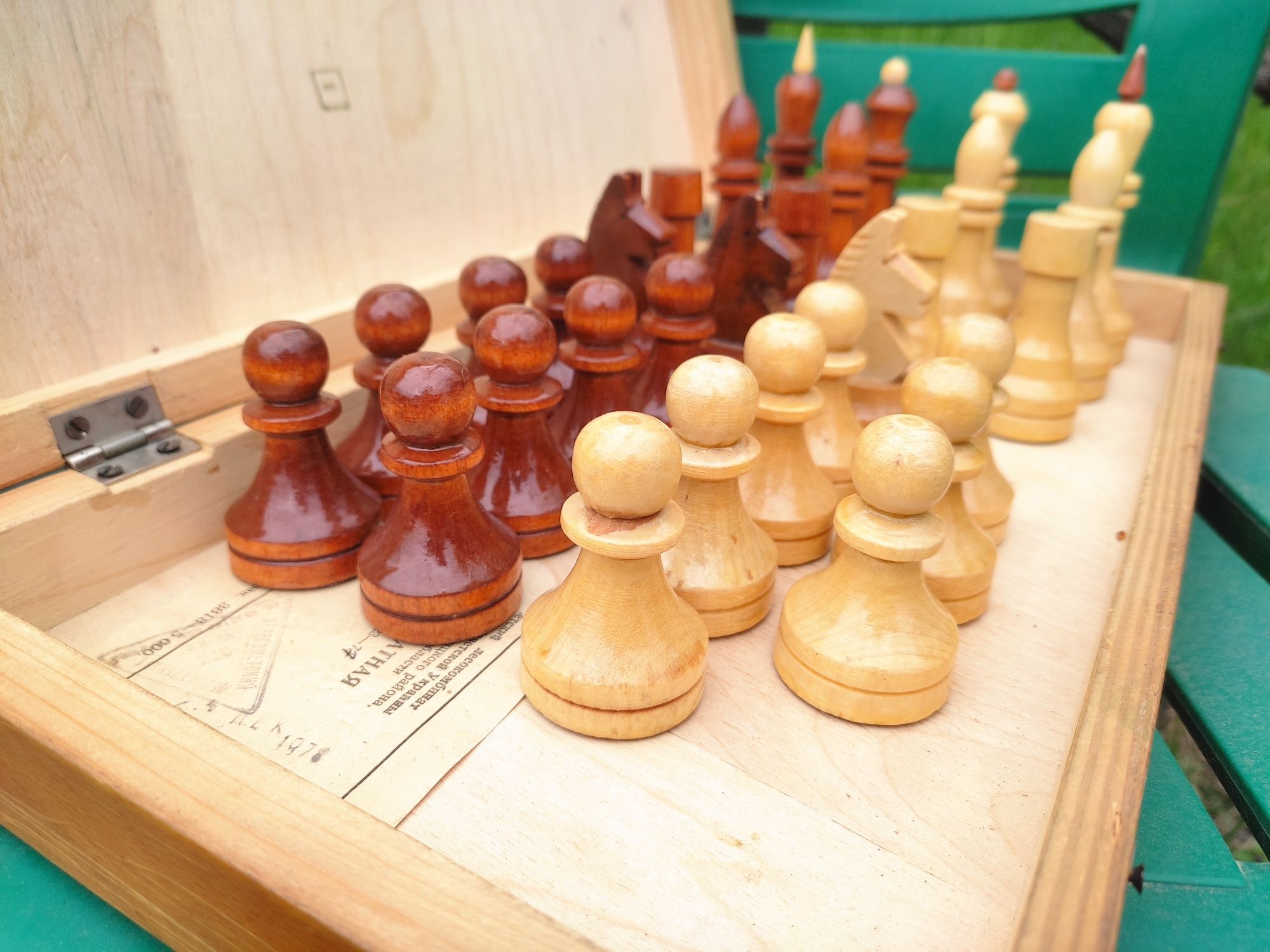 Шахматы деревянные не комплект без доски
