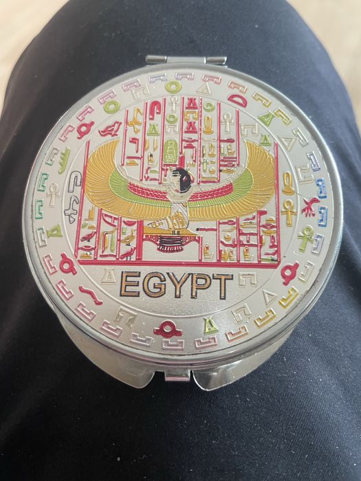 Складне космітичне зеркальце дуже гарне EGYPT