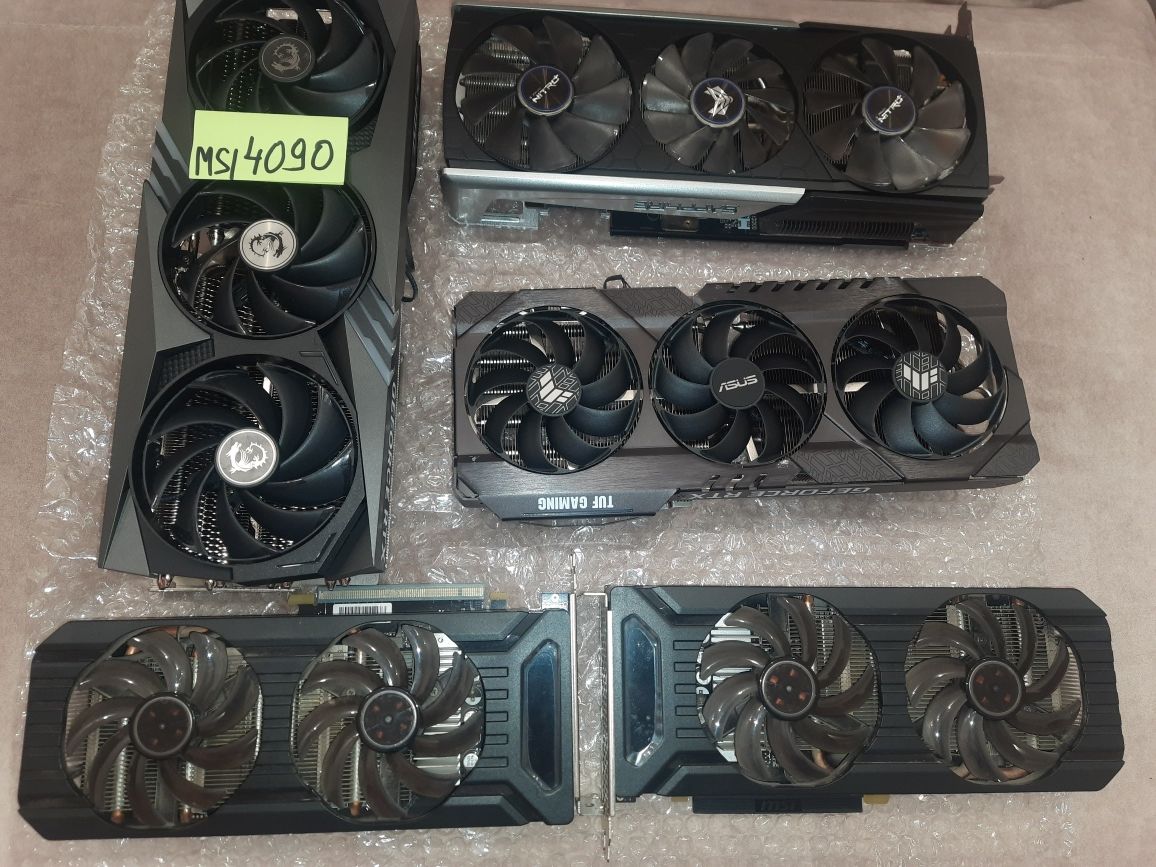 Охолодження Охлаждение видеокарт GIGABYTE ASUS SAPPHIRE  Palit .кулера
