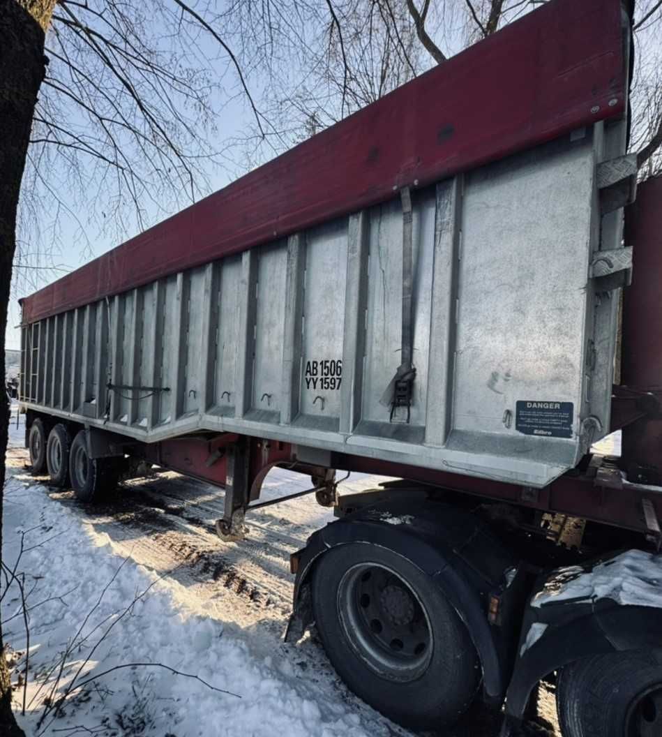 Напівпричіп самоскид Fruehauf DJD TA3 зерновоз 50м3 з Європи