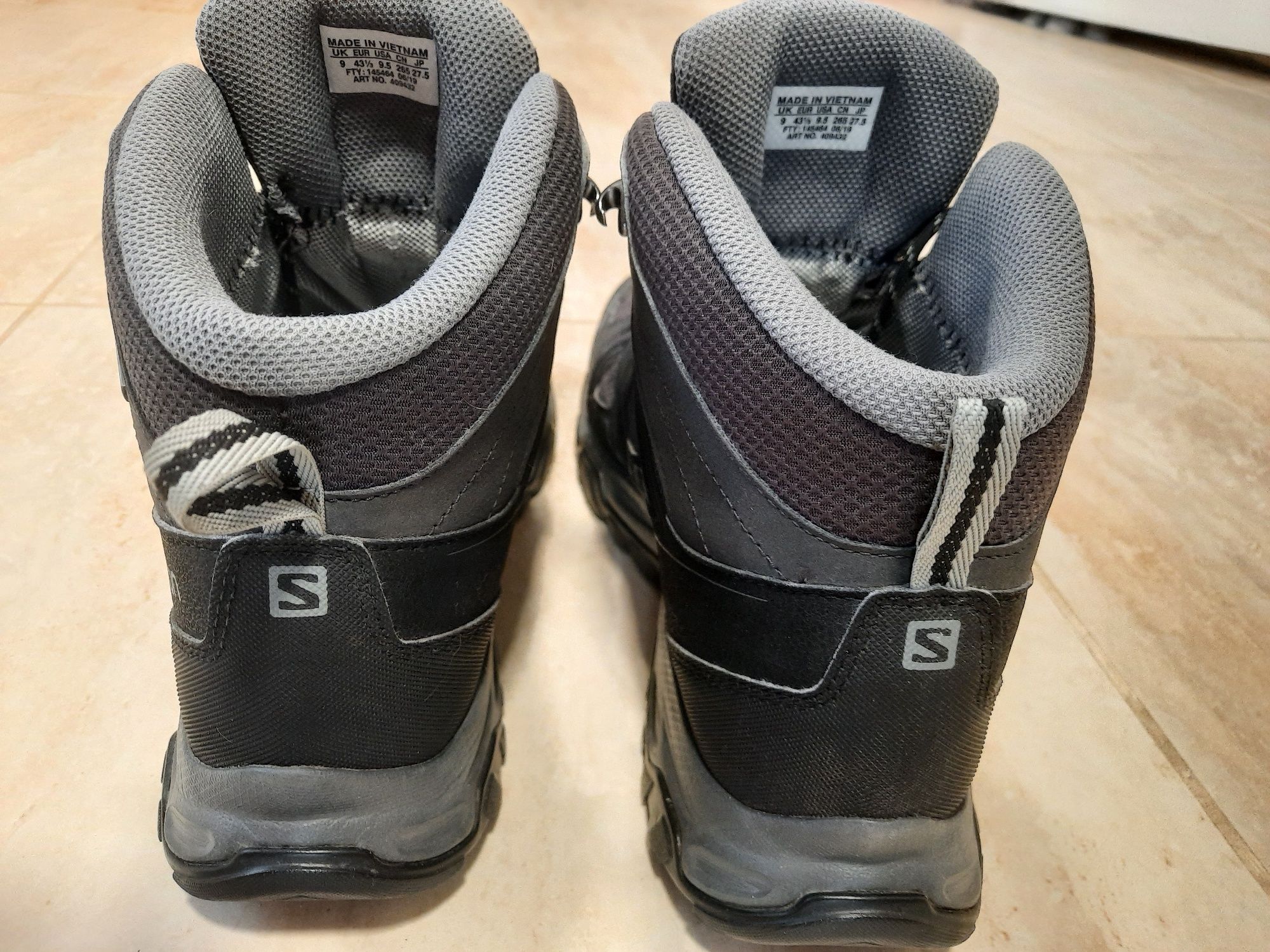 Полуботинки Salomon gore tex 43