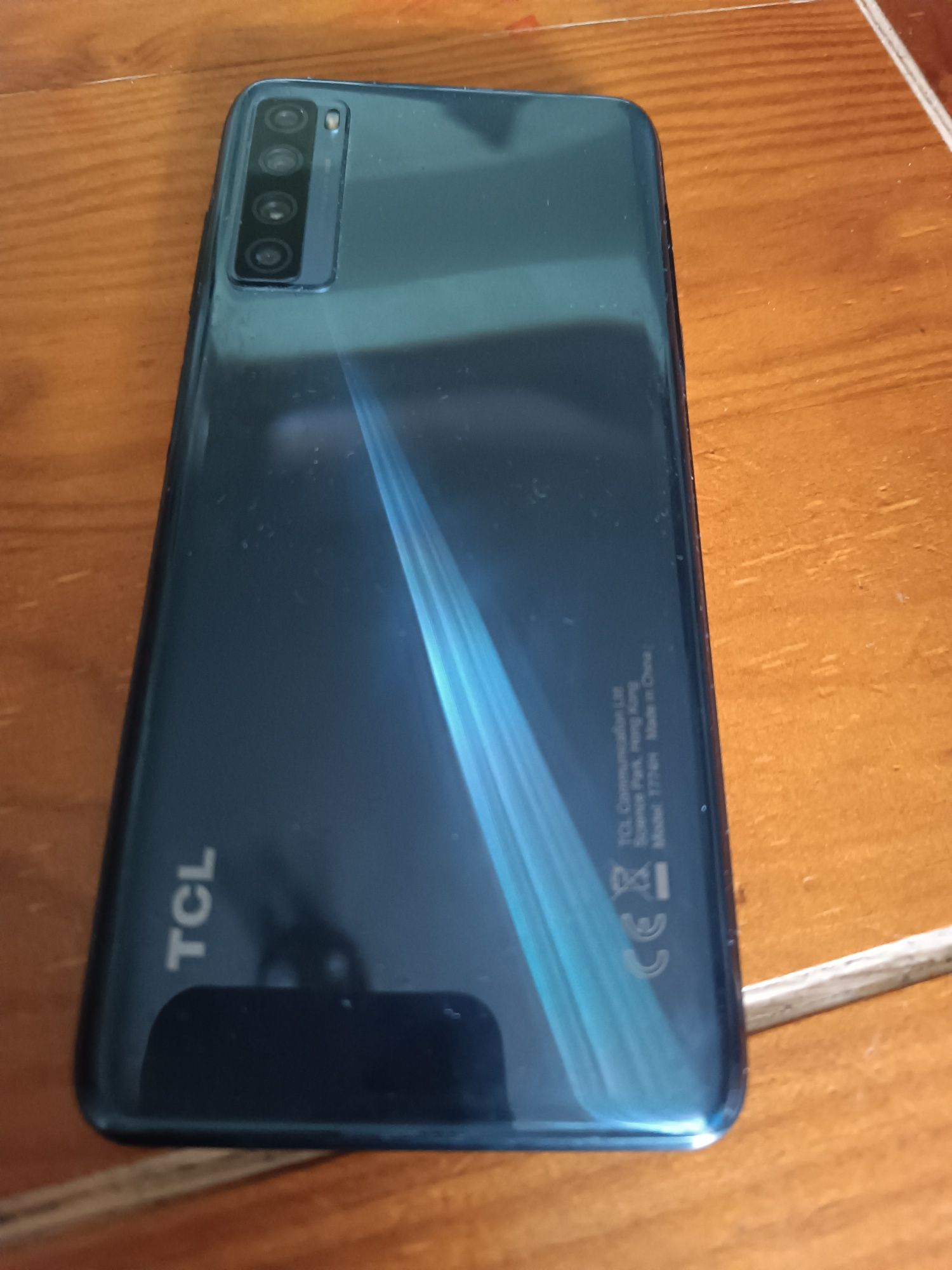 Telemóvel tcl 20l