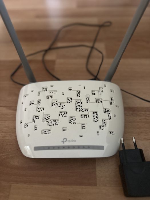 Маршрутизатор роутер ADSL TP-Link TD-W8961N