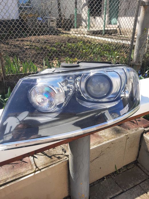 Лева фара на туарег1