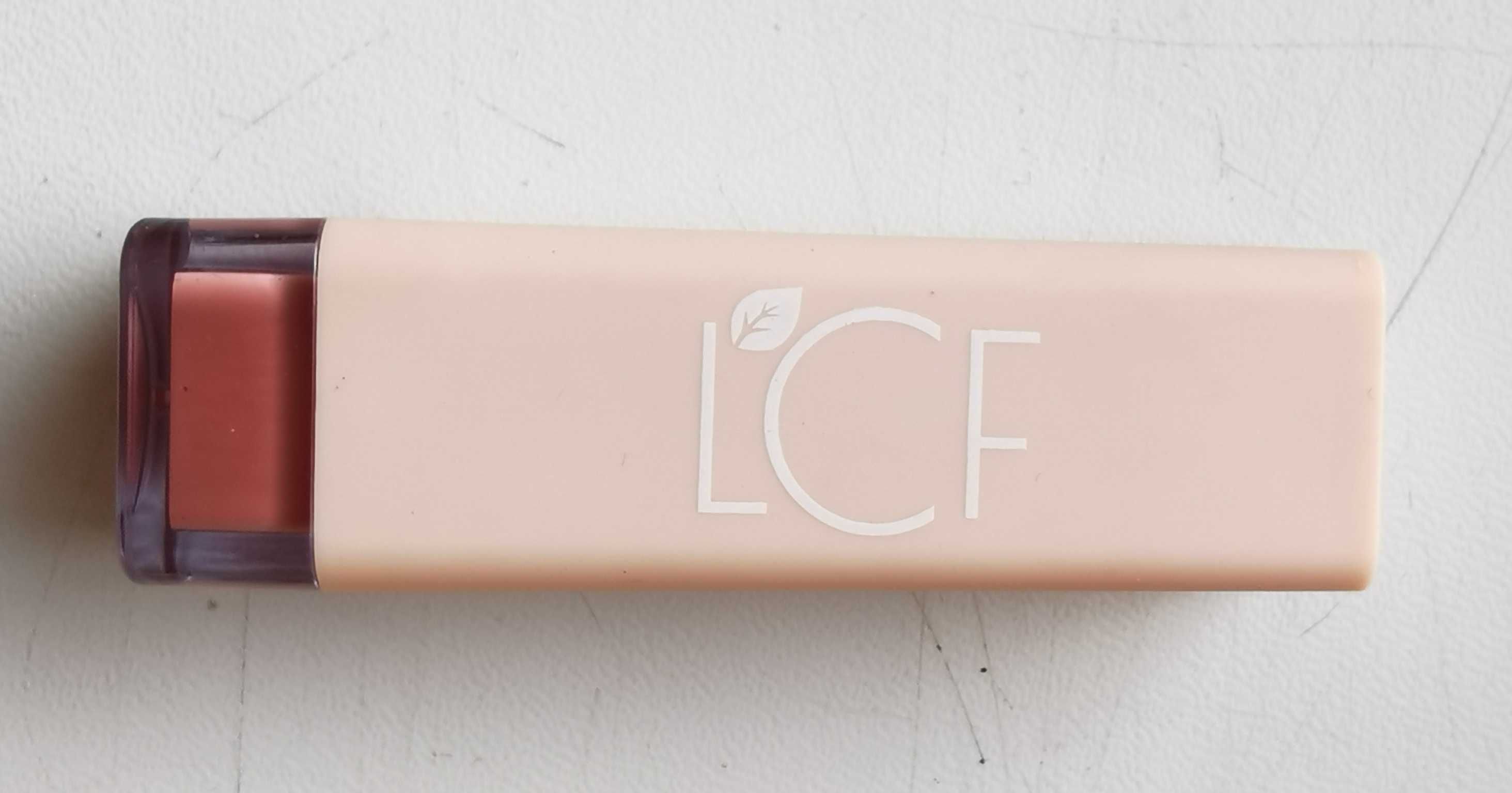 Зволожувальна помада для губ LCF Nude тон 01, 4.1 г