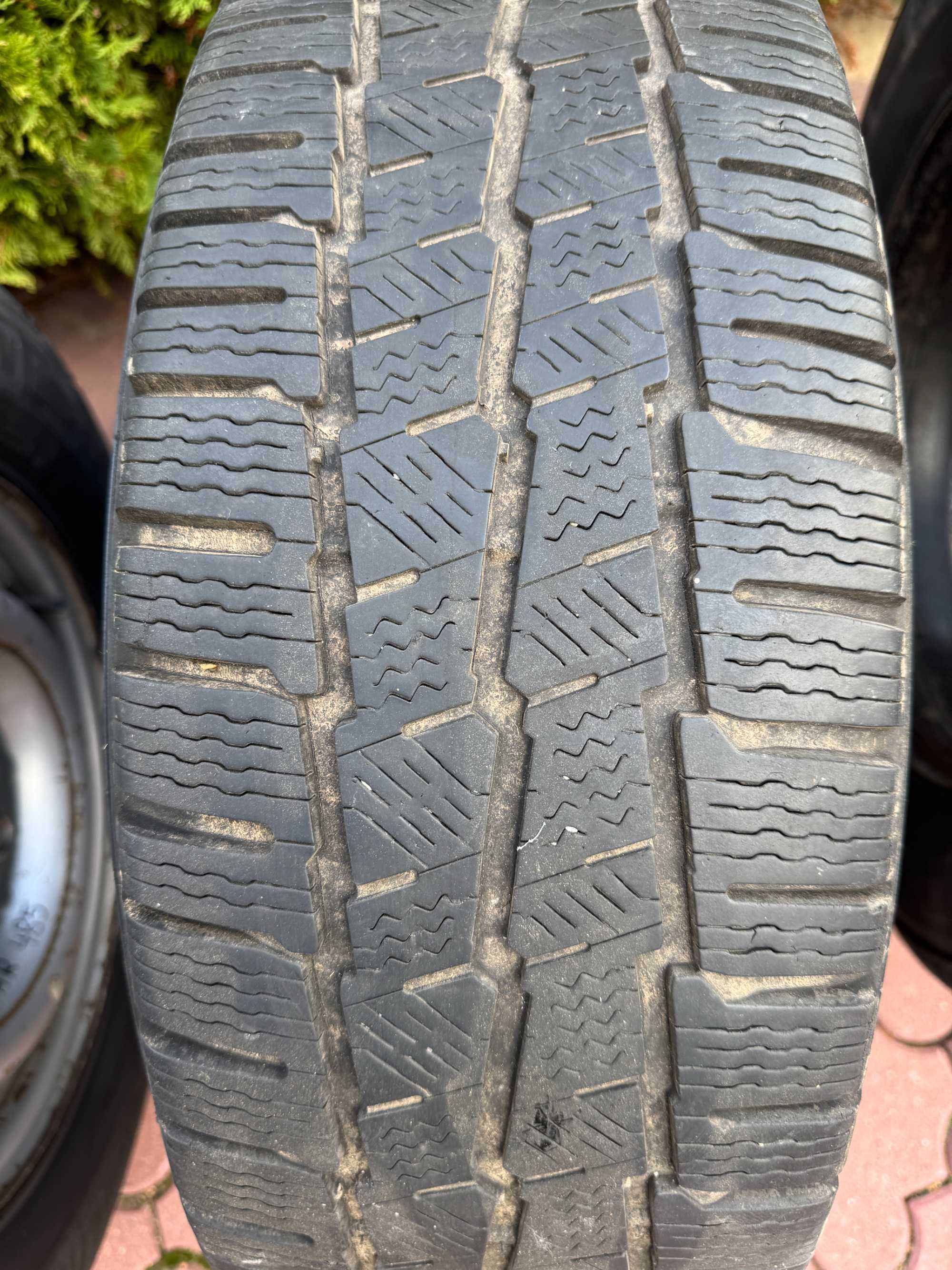 Opony zimowe Michelin agilis alpin 235/65/16C sprinter crafter Iveco