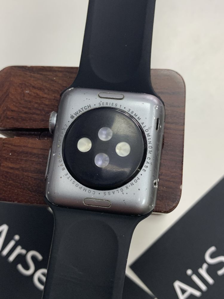 Оригінальні  Apple Watch Series 1 38 mm space gray
