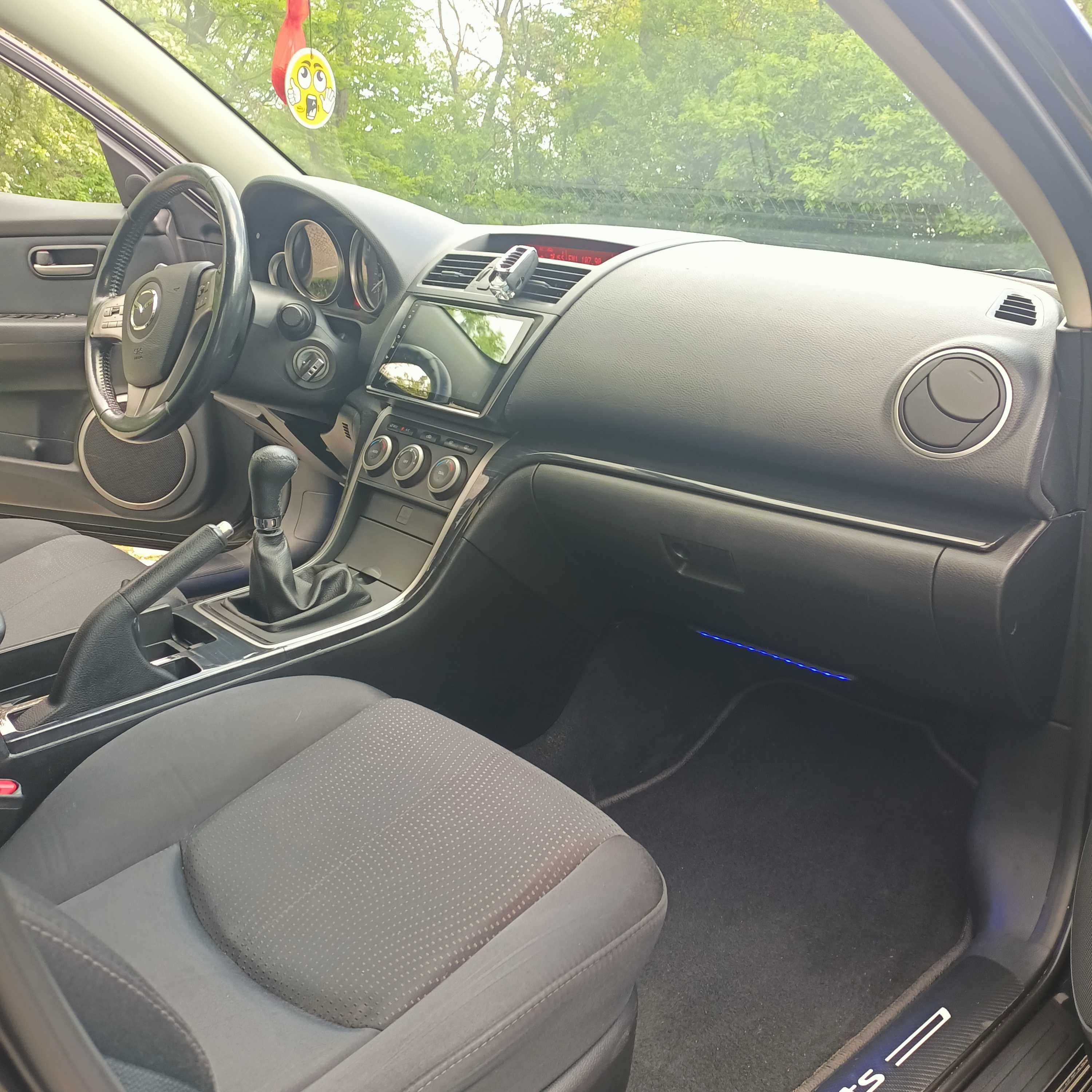 Samochód Mazda 6