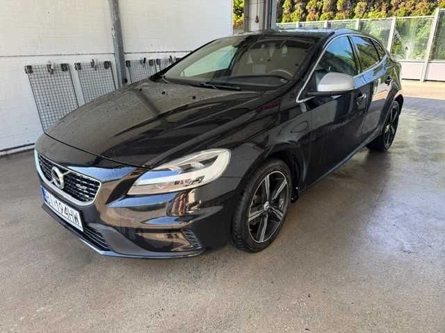 VOLVO V40 R-Design D2 Czarny 2016 full LED