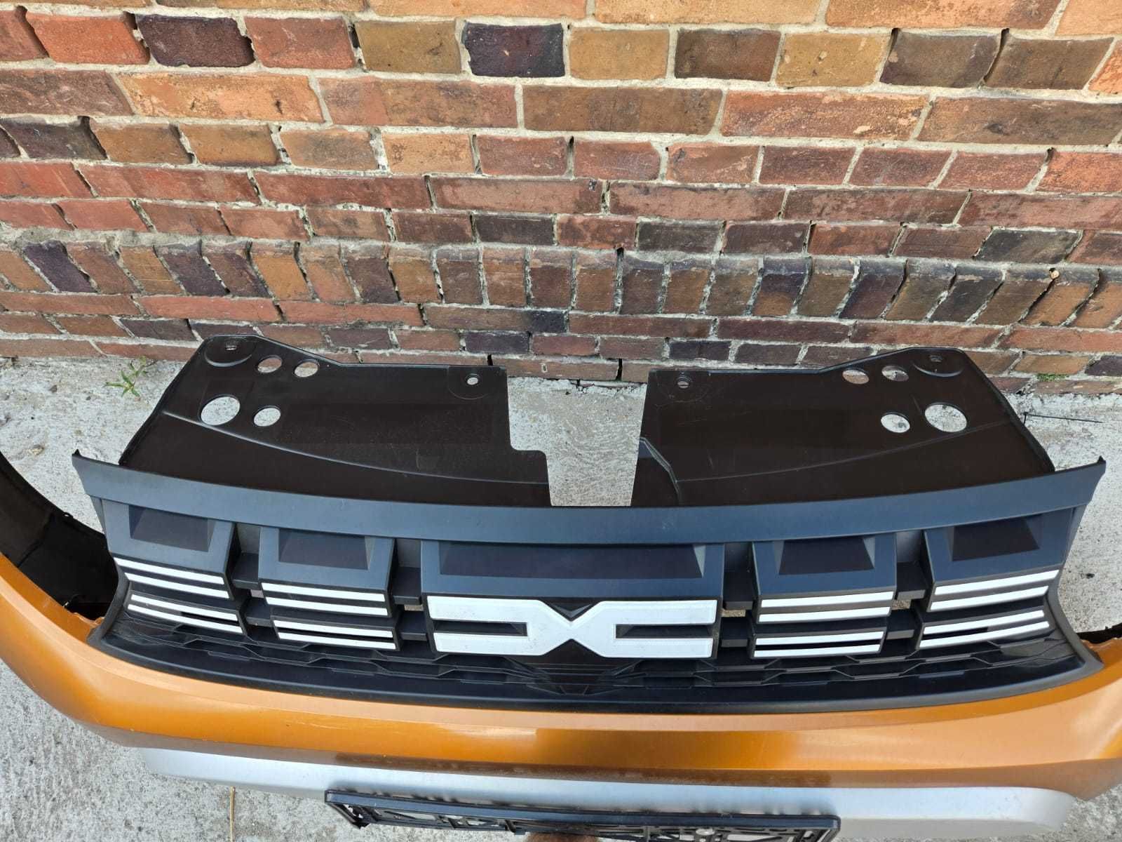 Dacia Duster II 17- Zderzak Przód Przedni Grill Kratka Komplet