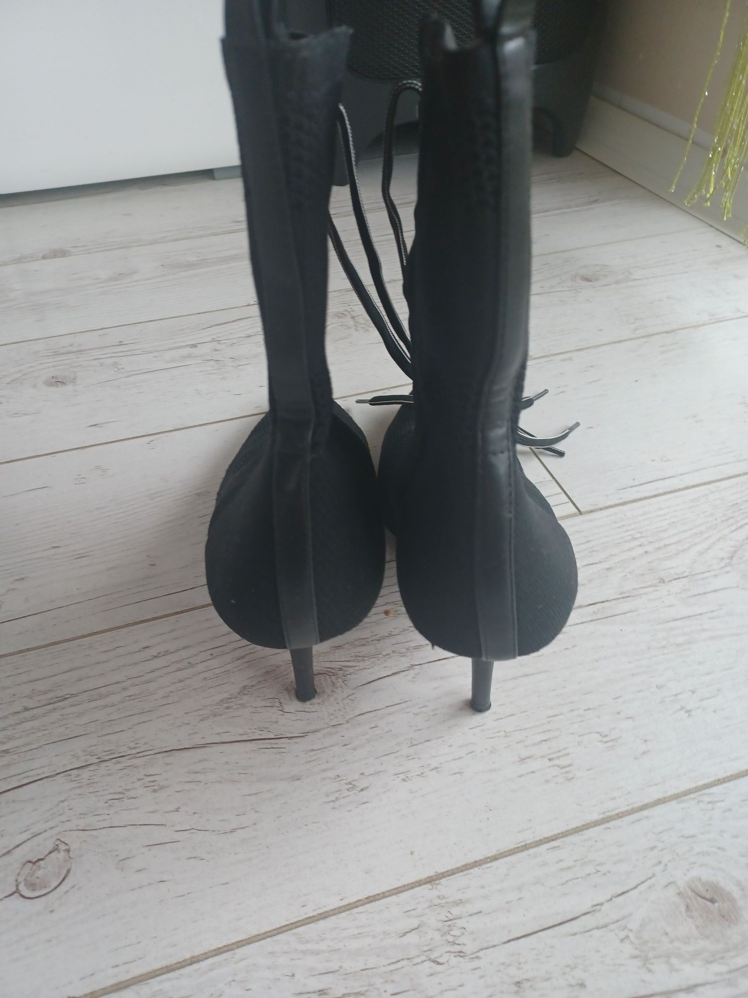 Buty na obcasie zara 41