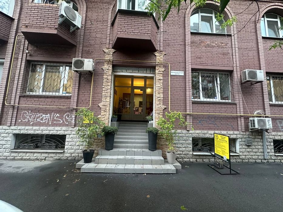 Здам приміщення 8 м2 по вулиці Волоська 51/27