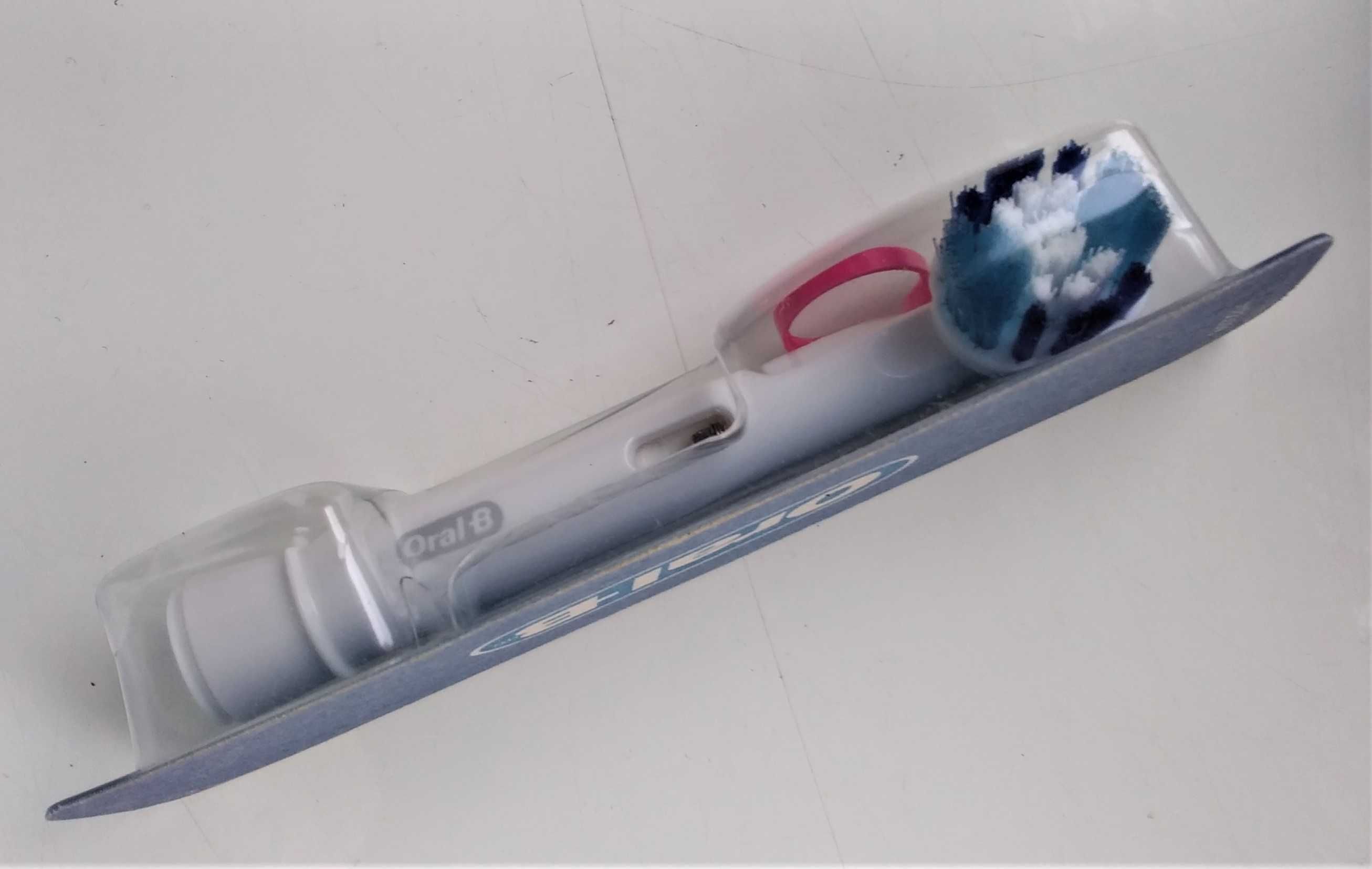 Насадка Precision clean для электрической зубной щетки Oral-B /Орал-Би