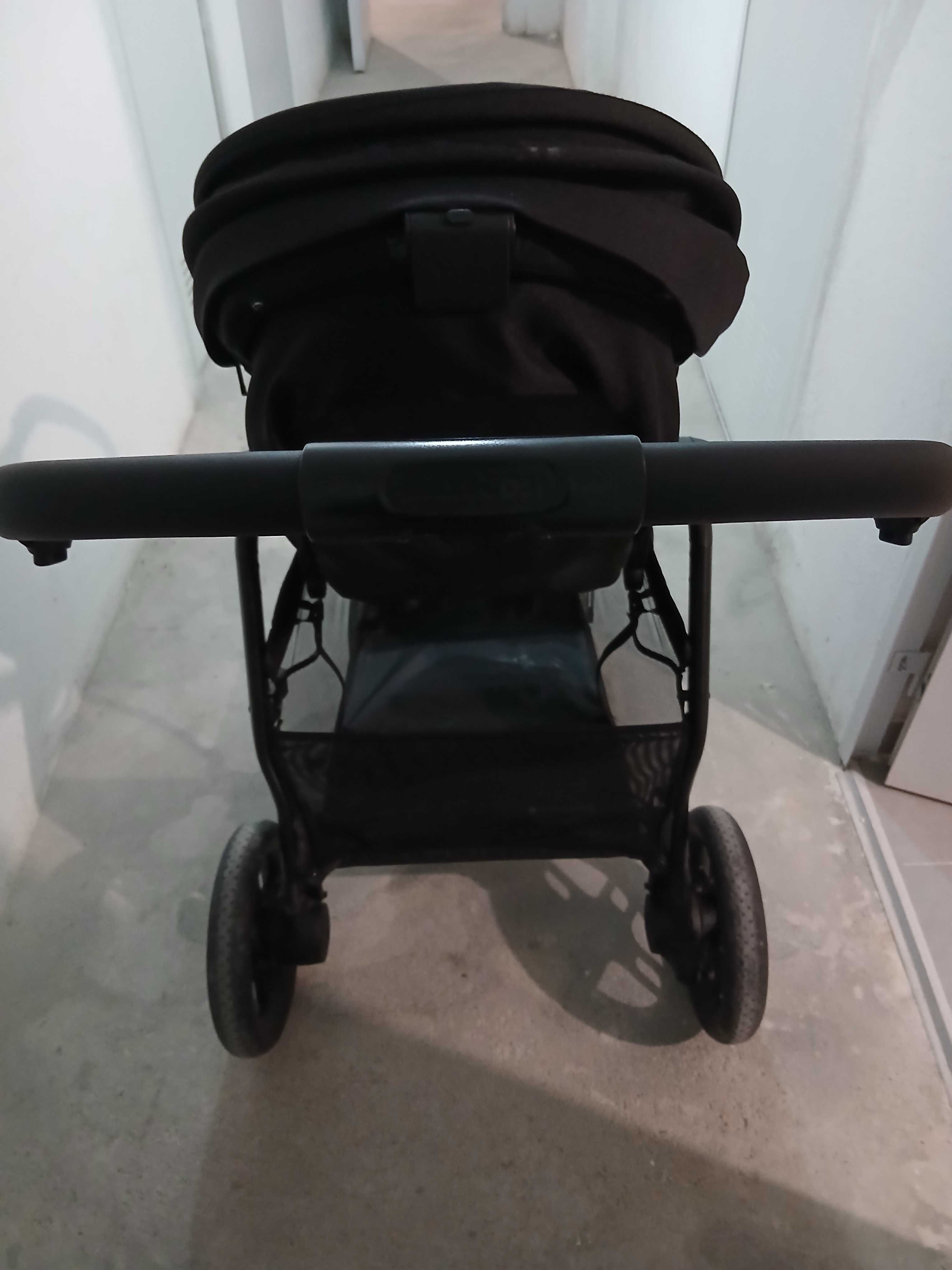 Carrinho de bebé
