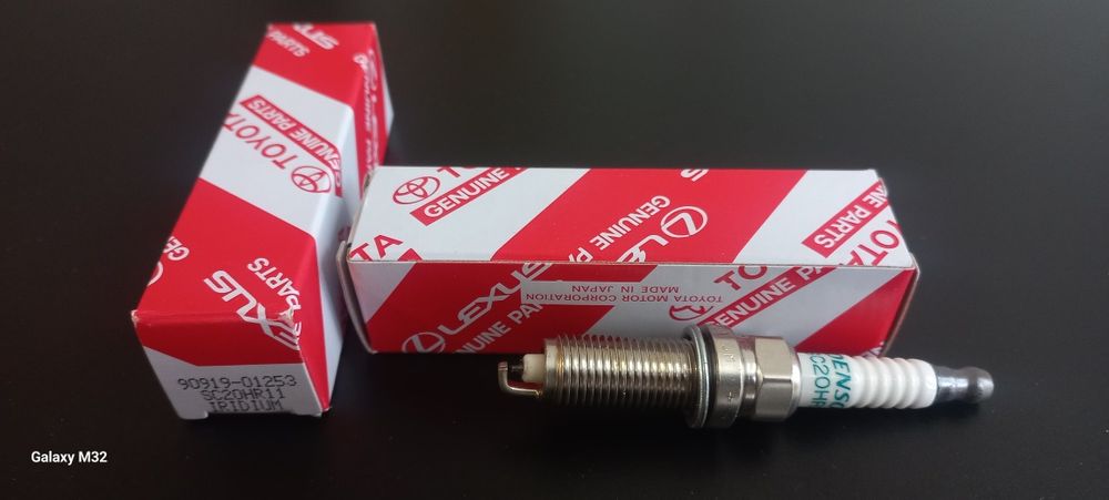 Іридієві свічки DENSO SC20HR11