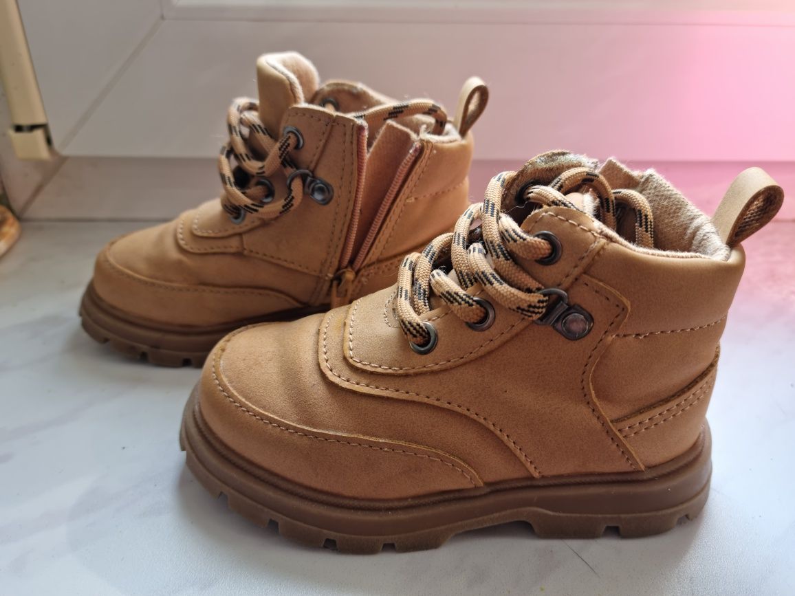 Buty traperki 21
