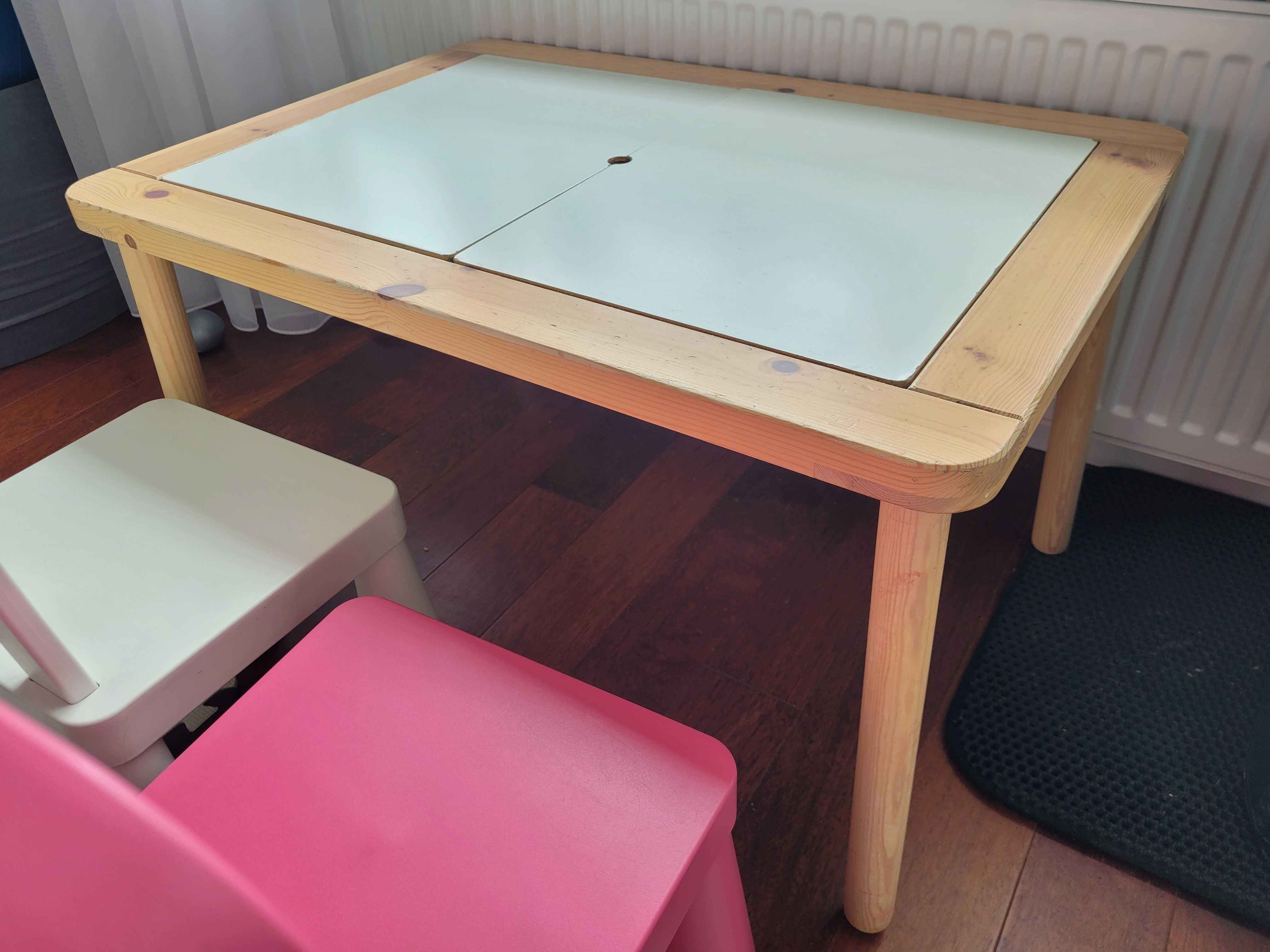 Stolik Ikea FLISAT pojemniki TROFAST krzesełka MAMMUT