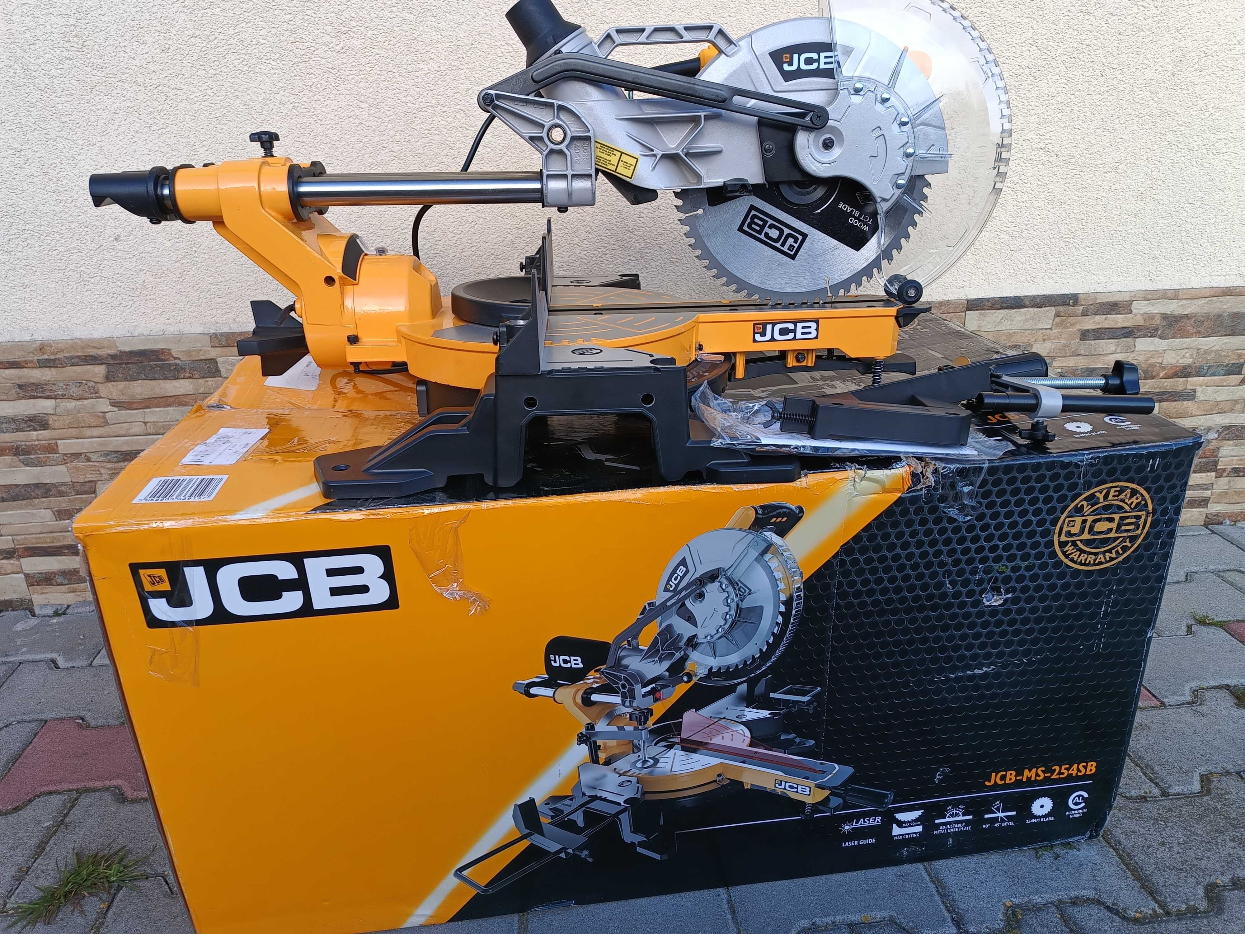 Piła ukośna z laserem JCB-MS-254SB-E 2000 W 254 mm