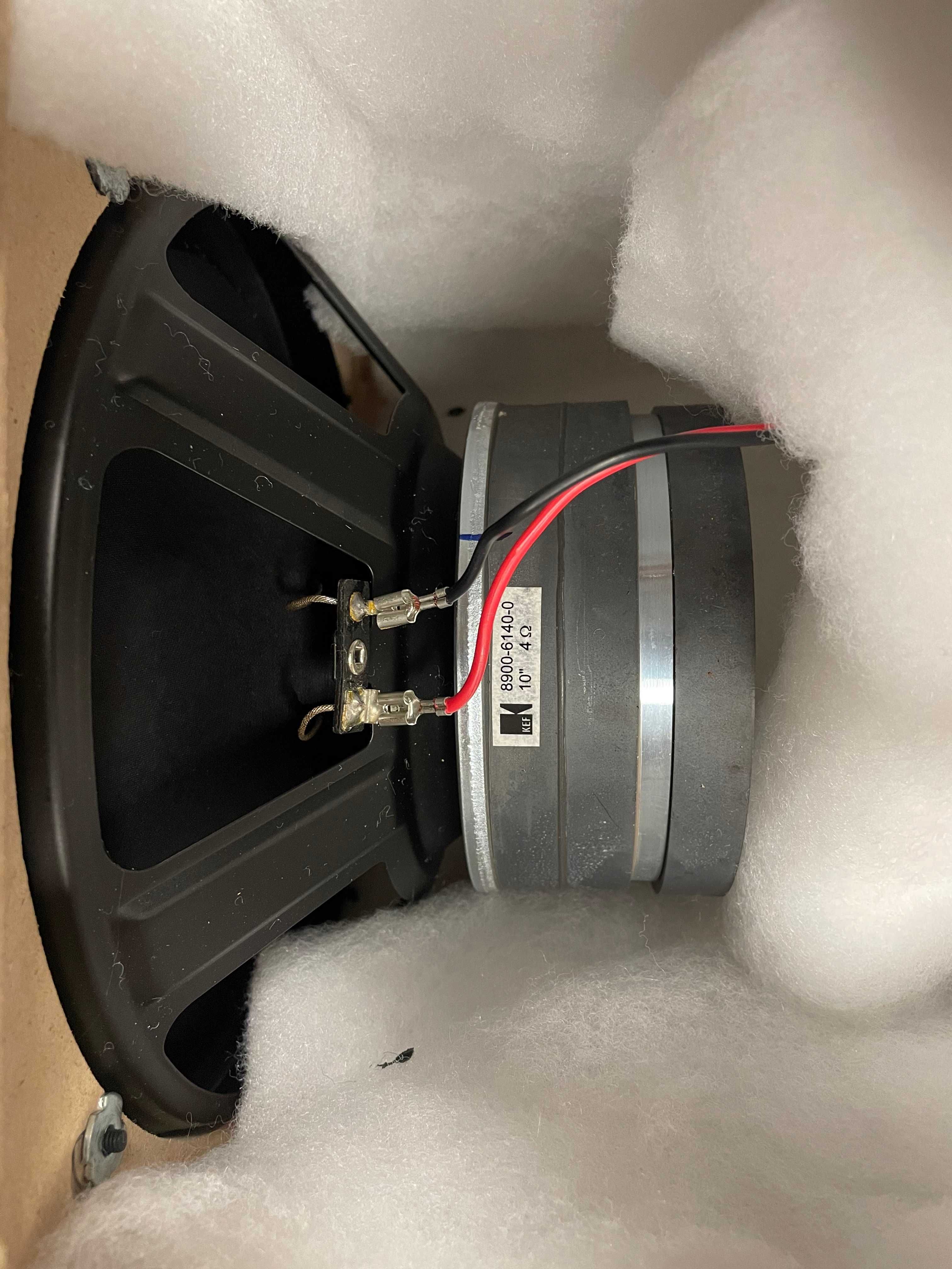 Bas, Subwoofer kina domowego KEF PSW-2010, 250W RMS