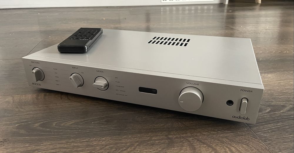 Wzmacniacz audio AUDIOLAB 8000s po przeglądzie