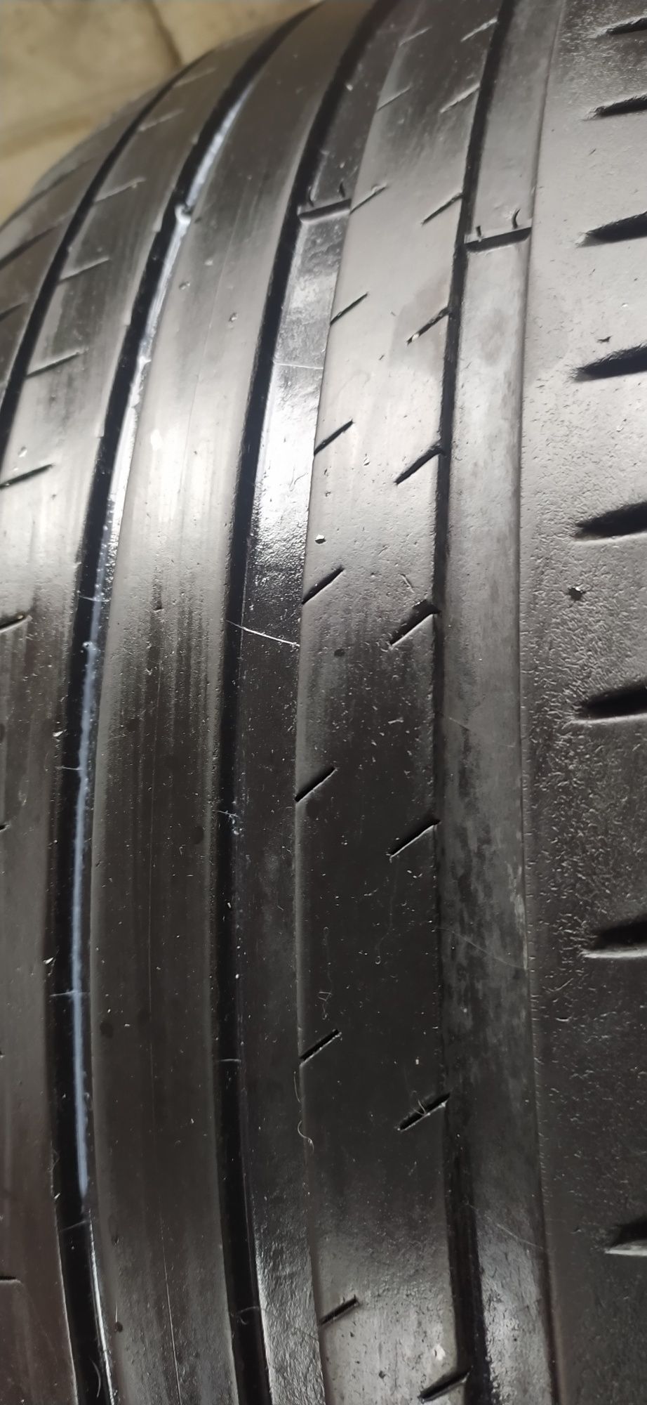 225/45ZR19 Michelin pilot sport 4