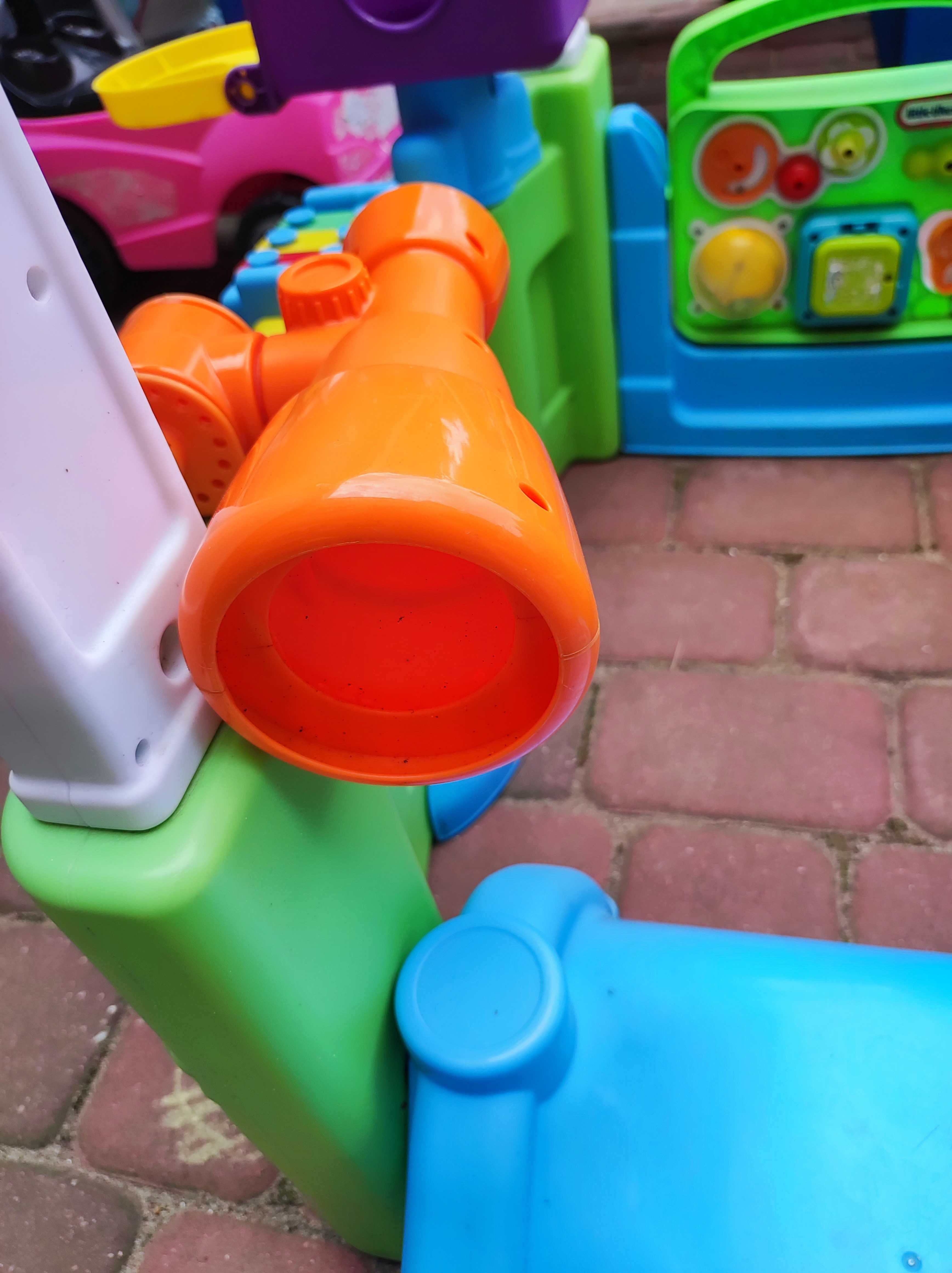 Domek Little tikes
