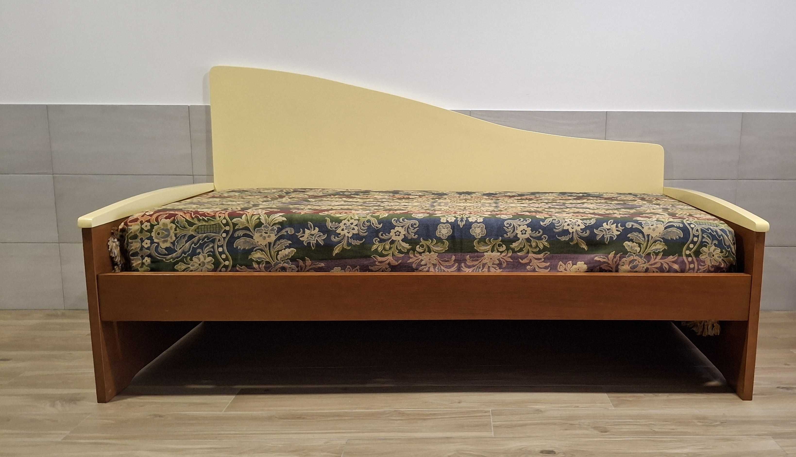 Sofá cama com gavetão