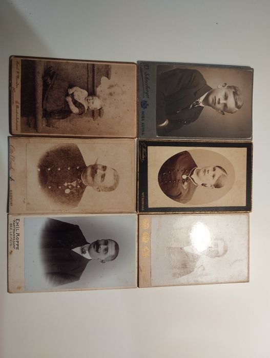 Stare fotografie zdjęcia na kartoniku