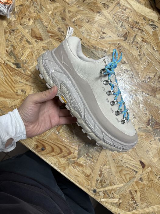 Жіночі трекінгові кросівки для міста Hoka Tor Summit 2 розмір 40